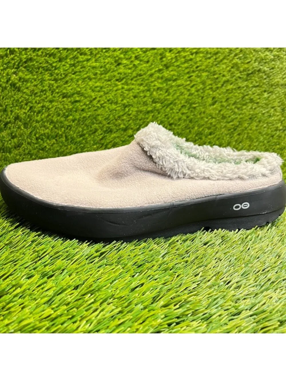 OOFOS OOcoozie Mens Size 9 Beige Black Casual Slip On Recovery Mules Shoes